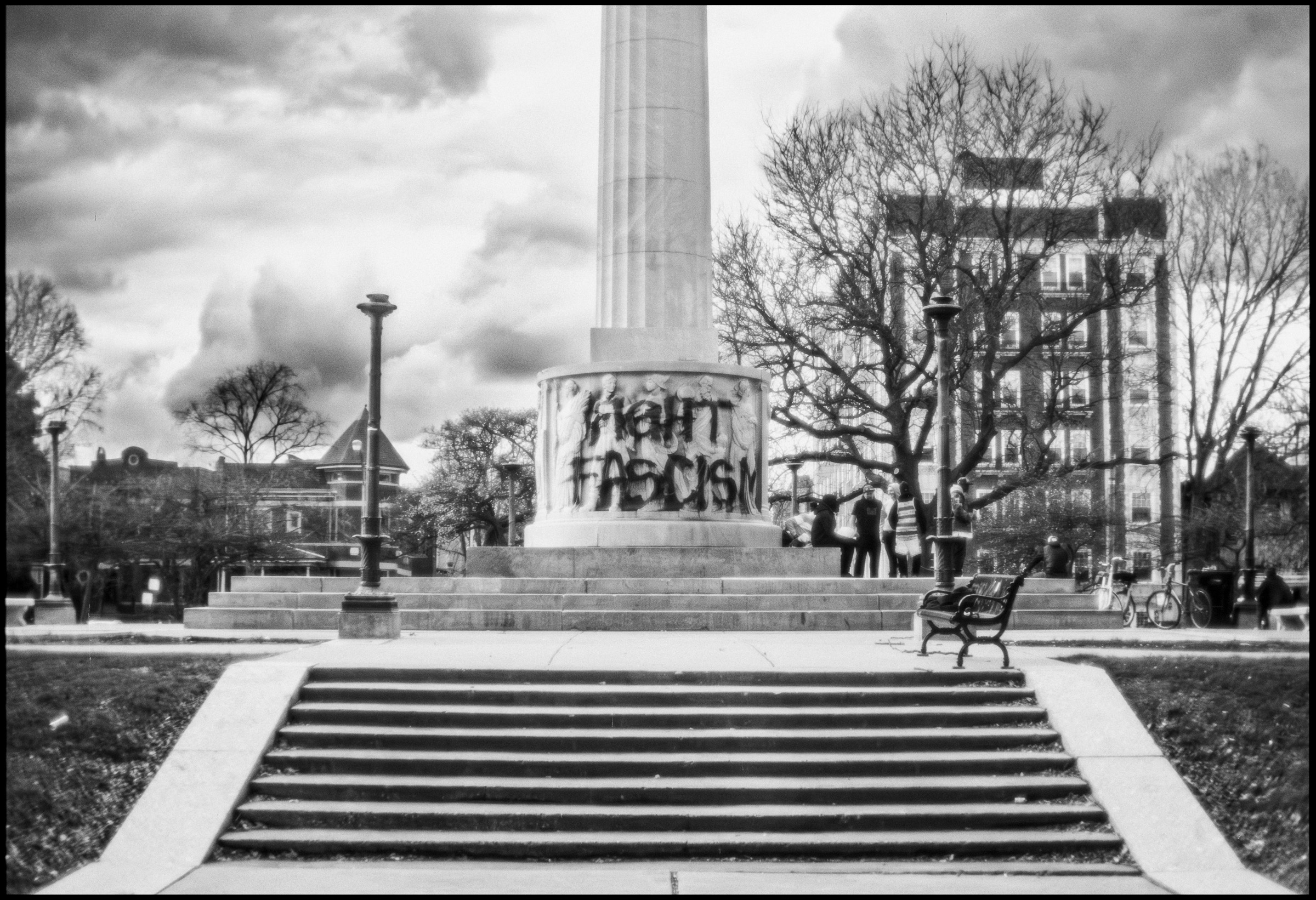 Alternate Residual monument frame from Logan Square